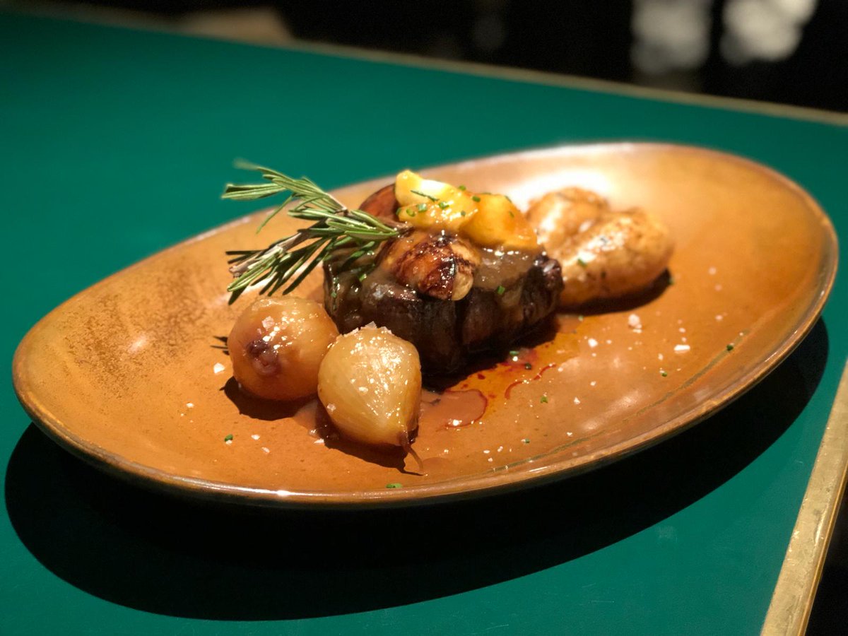 madridmeenamora's tweet photo. Disfruta de un mundo de sensaciones en un ambiente cosmopolita y una ubicación inmejorable ¿Donde? En #PointerMadrid 😋😋😋🔝🔝🔝 NEW POST https://t.co/OJqrOuI2Xz https://t.co/jnk7FeBXGy