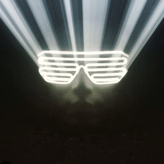 SPECTIFIED's tweet photo. White shutter glow @SSBallroom. Get your own white glow at https://t.co/ayGNo3lfK8 😎 https://t.co/SlJzbVKVVL