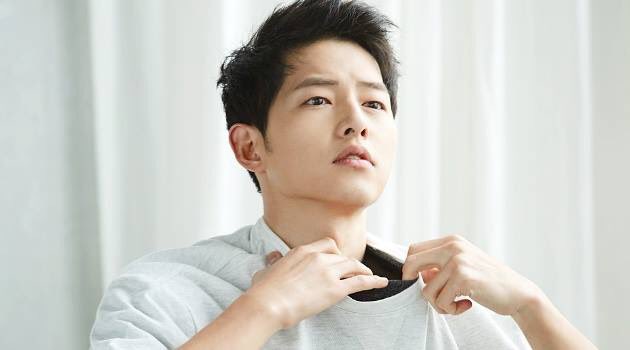 Chansereyroth2's tweet photo. Happy birthday my handsome oppa🎂🎊 millions wishes to you💋#HappySongJoongKiDay https://t.co/RJIpC8fpZl