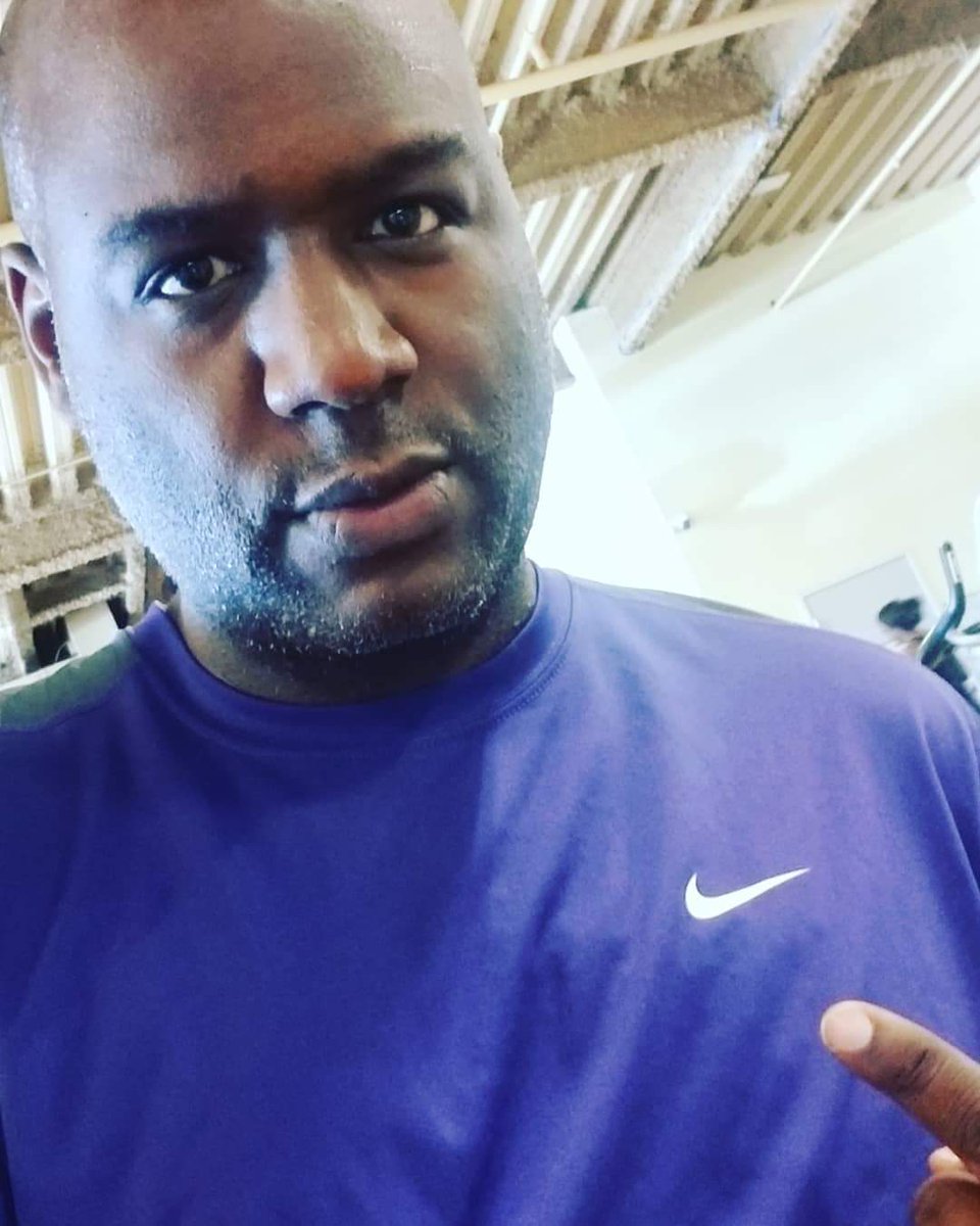 tritopcreative's tweet photo. #TritopCreativeCompany #Writing #Photography #MoralRelativism #imwithkap✊ for using the #FirstAmendment to protest #PoliceBrutality. #ImWithNike for exercising #CorporateSocialResponsibility https://t.co/fWkSnFUsLQ