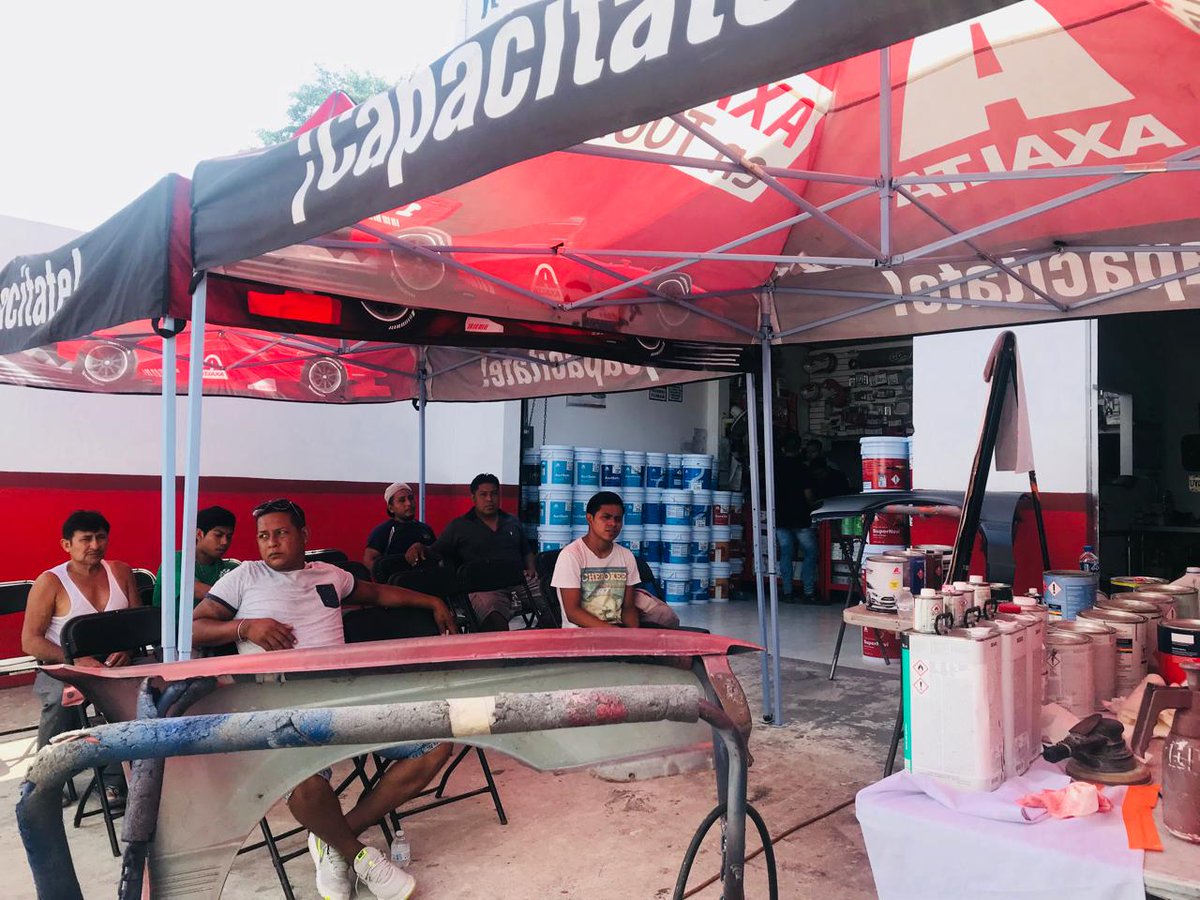 AxaltaLATAM's tweet photo. ¡Los saludamos desde #Cancún! El #AxaltaEnTour está de visita en este paradisíaco destino de México, para capacitar en #RepintadoAutomotriz https://t.co/5pYXpFJfiD