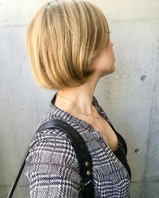 xoxoxChriSxoxox's tweet image. SHORT BOB HAIR.

#hairstyle #shortbob #lob #ショート #ショートボブ #ヘアスタイル #まるっとしたシルエットにした #無造作ヘアが好き #セットするの面倒臭いだけやけど ift.tt/2OAVK88