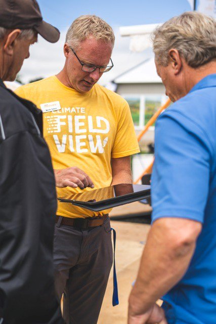 FieldViewCanada's tweet photo. Hey Climate FIeldView users! We love seeing your screenshots and experiences using FieldView during #harvest18. Tag your FieldView posts with #MyFieldView for a chance to have your FieldView story featured! https://t.co/ia4sYFKqtl