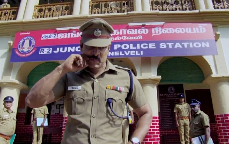 ChiyaanBloods's tweet photo. https://t.co/z3PjzQIZyn
#SaamySquarePromo
மலையா இருந்தாலும் மோதி பாக்கலாம்...
பகையா இருந்தாலும் பழகி பாக்கலாம்ன்றவங்க...
மட்டும்
என் பின்னால வாங்க...🔥
அருவா எடுத்துட்டு போகலாமா...🗡
அறுச்சாமி வாராம்ல எவனும் ஆடாக்கூடாது நாங்க ஆடுரோம் வேடிக்க மட்டும் பாருங்கடா.....😉 https://t.co/Tt3kxBmFnF