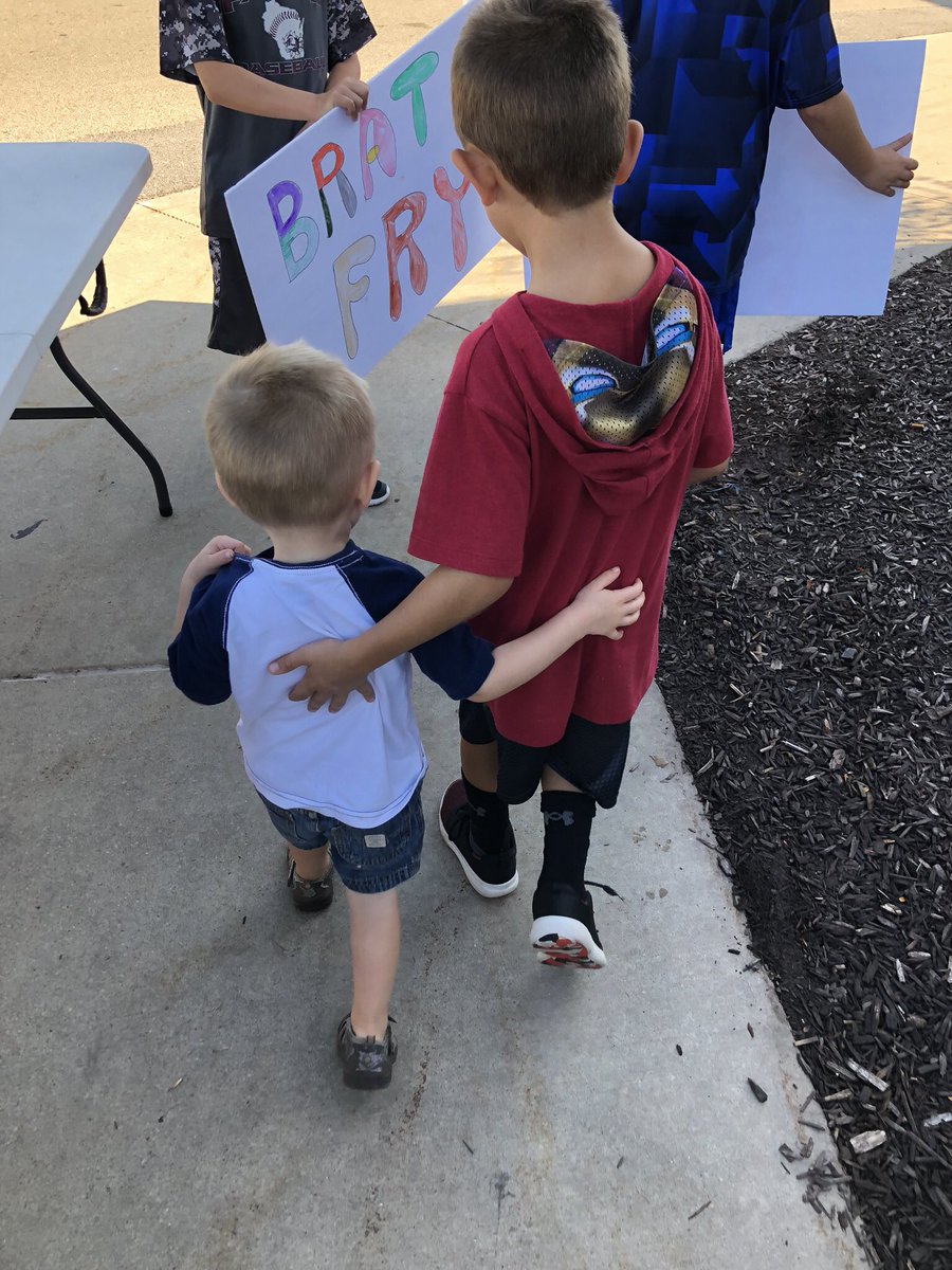 lauraerossi's tweet photo. @MsWsClass Lucas volunteered at the Brat Fry!! https://t.co/Bg0ecMvvMv