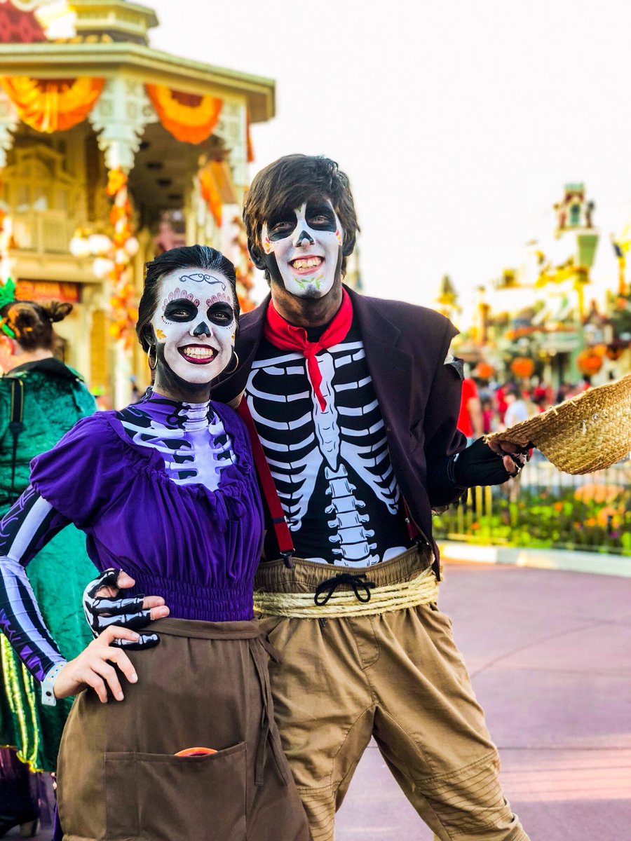 YouDidGoods's tweet photo. Which version is more accurate?! @pixarcoco @DisneyPixar @WaltDisneyWorld #disney #coco #MickeysNotSoScaryHalloweenParty #hector #mamaimelda https://t.co/Hmz50MaYxy