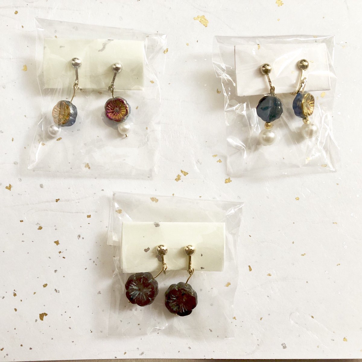 cafe_TYLTYL's tweet photo. 《雑貨販売》

学祭のお残りあります
イヤリング、ピアス付け替えします🙆‍♀️
値下げして1つ300円での販売
リプライかDMでご連絡下さい！

#nidfes2018 https://t.co/NhM6XzJbPC