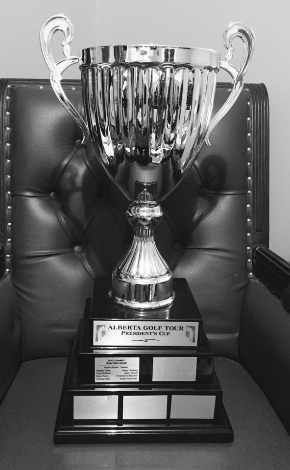 hit_em_high_85's tweet photo. Honoured to be Captain of #TeamCallaway this year at @AlbertaGolfTour #AGTPresidentsCup @pinehills64!! Can’t wait to get that trophy back where it belongs! @CallawayGolf #letsgo #prepforwintergolf #BringItHome #snowshovel #15thclub https://t.co/EnHSaqFTSm
