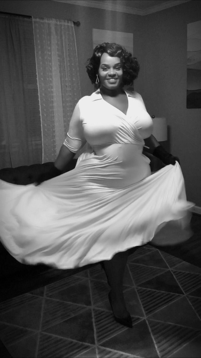 bella_raye82's tweet photo. #pinup #magazine #curvygirl #plussize #beauty #entertainment #mua #hairstylists #salons #boutiques #allbusinessowners #actors #actresses #whileminamodels #photographer #vintage #redcarpethost #publicrelations #bloggers #whileminamodels #goldenconfidence #50s https://t.co/PJPjU1qjup