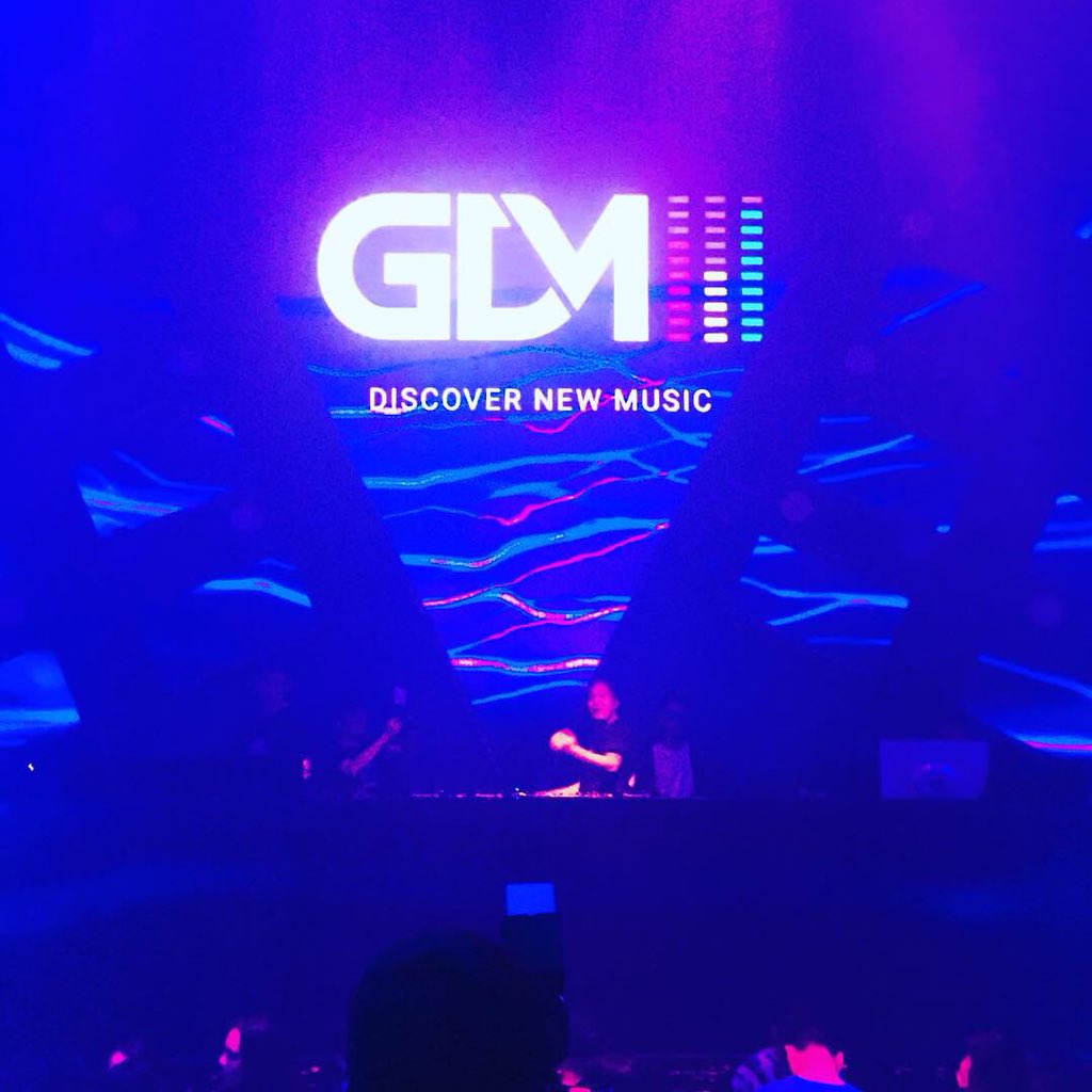 GDMworld's tweet photo. We had a very good time in Hangzhou❗️Guest DJ @takahiroyoshihira joined the GDM event from Japan and livened it up🍾

#GDM #GDMWORLD #GDMCoin #DJ #perform #dancemusic #EDM #hlinx #hangzhou #club #party https://t.co/InE3tQP0hd