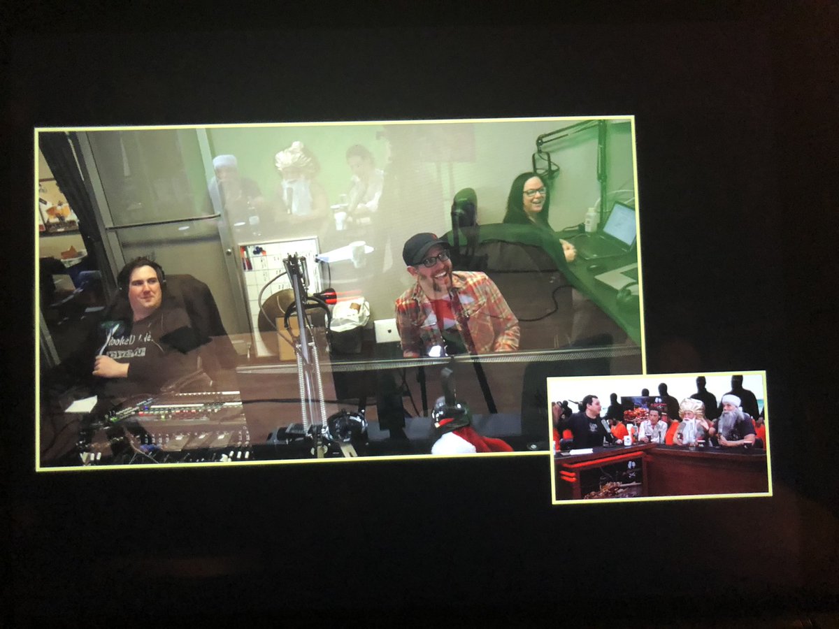 EllisFromPhilly's tweet photo. Watching episode 38 @InHotWatershow @GenoBiscontePA @aaronbergcomedy @BillSchulz @Thurdeye @luisjgomez @AliNotAlli #JewsInTheBooth @TheCumiaShow https://t.co/crbAUbYwh3