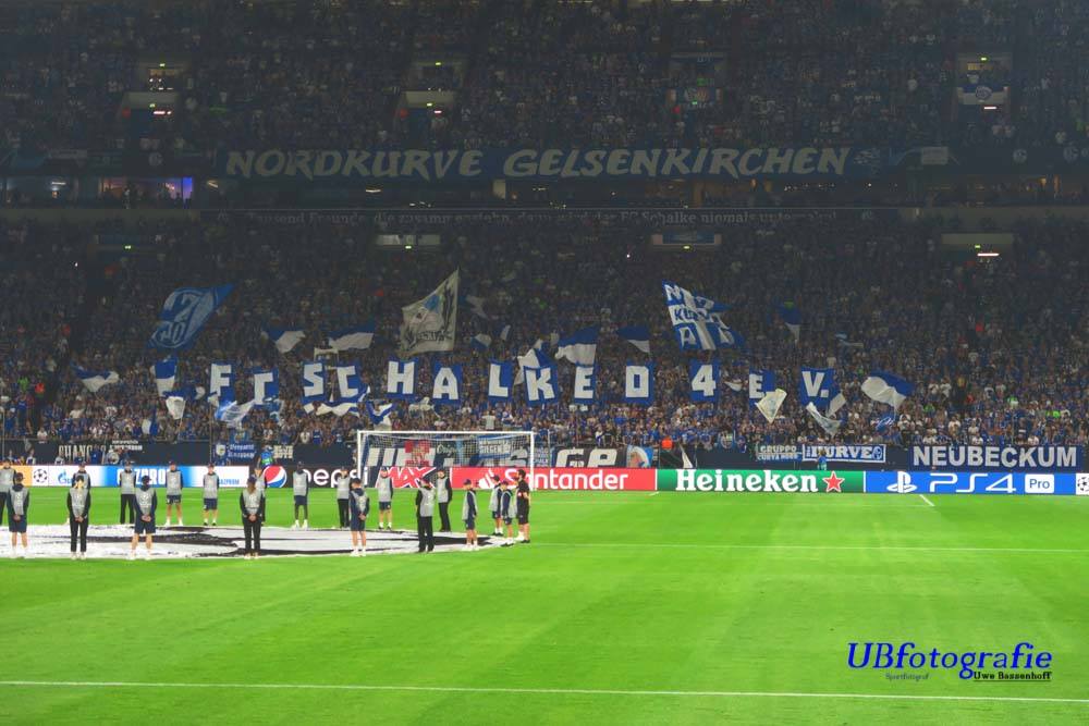 UweBassenhoff's tweet photo. ⚽🔵⚪⚽ FC #Gelsenkirchen-#Schalke 0⃣4⃣e. V muss immer unabhängig bleiben! 💙💪🙌⚽ #ChampionsLeague #S04FCP #nurderessnullvier #S04 📸⬇ https://t.co/Scqk0dhViN