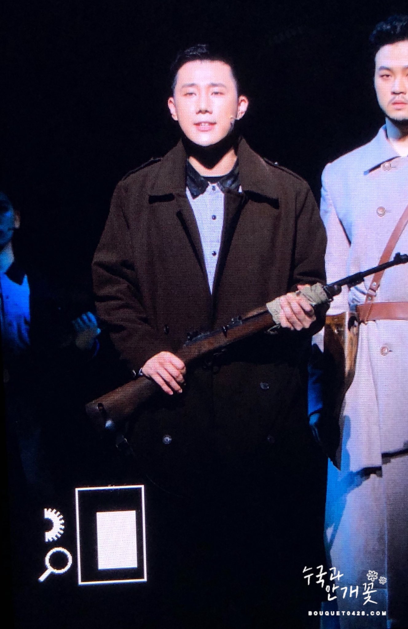 Dnc-D2mUwAA_hmw.jpg:orig