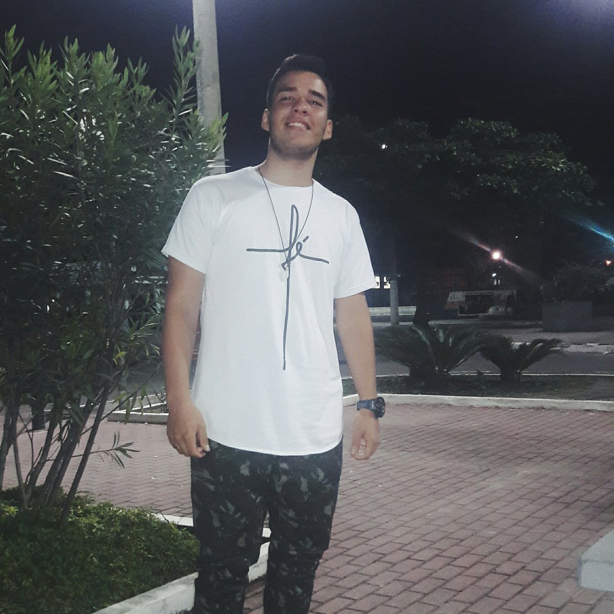 MtheusTow's tweet photo. #NewProfilePic https://t.co/zmEqDju3jn