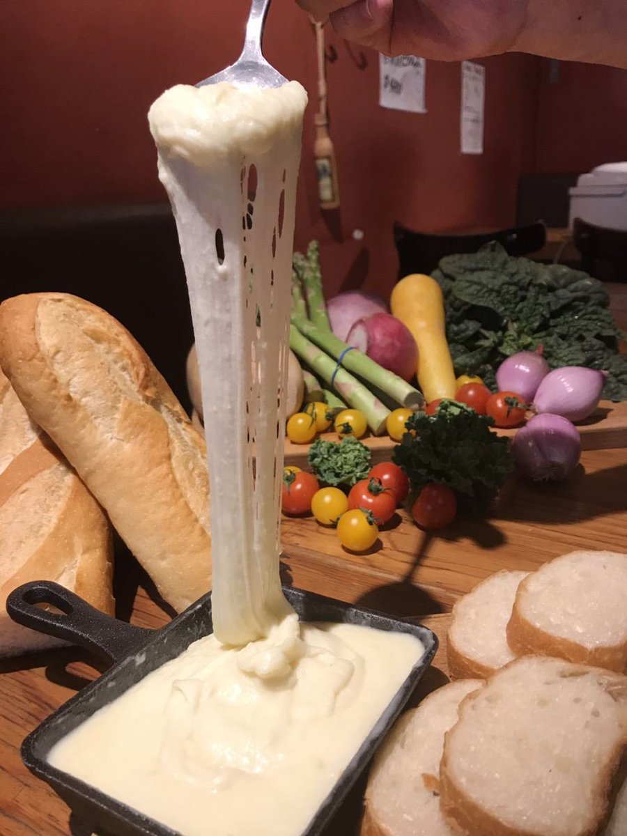 クッキング チーズ V Twitter クッキング チーズは 9月26日 木 今話題の伸び るチーズ アリゴ 用チーズミックスの試食実演 販売いたします フランスオーベルニュ 地方の郷土料理 アリゴ の試食実演 ラクレットに続き ヒットの予感 250g 630円 税込み