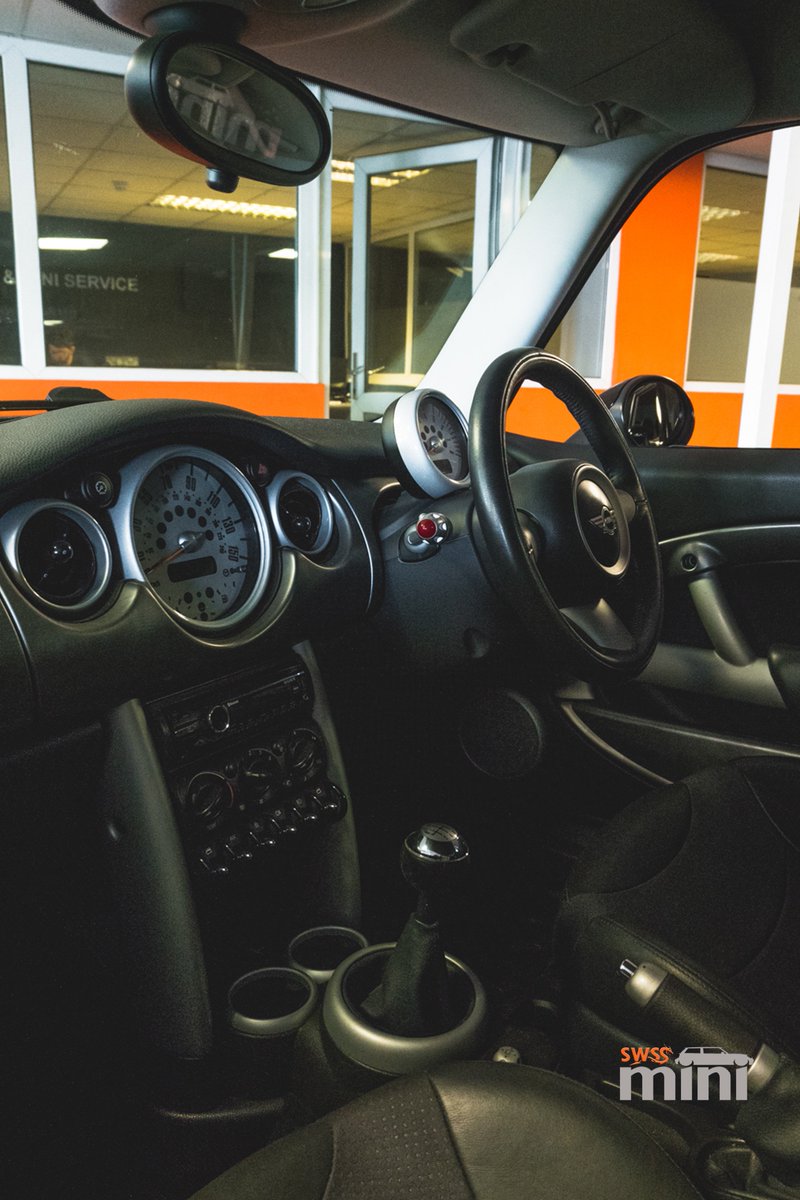 swssmini's tweet photo. We've recently updated our Showroom, showcasing a selection of Minis and providing comfort while your car is in for a service!
Contact SWSS MINI to find out more about the services that we provide!
#SWSSMINI #mini #jcwmini #Cardiffcity #cooperS #WelshMiniGroup #cardiff https://t.co/1WpMZi1AcI