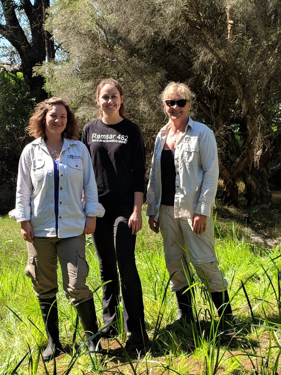 Great day planting in a beautiful spot with these peeps....thanks @Jesse_Rowley_ &amp; @JohanneGarvey for the invite #sorebutsatisfied