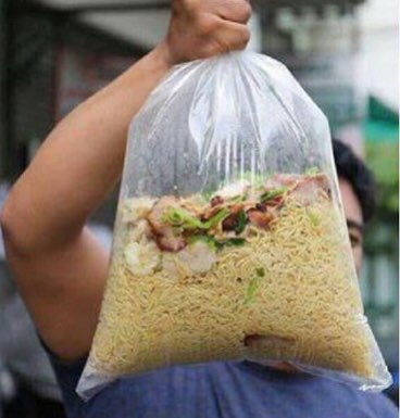 widhiarimurti's tweet photo. Ordering #takeaway when you’re hungry. https://t.co/V73vYYx8CZ