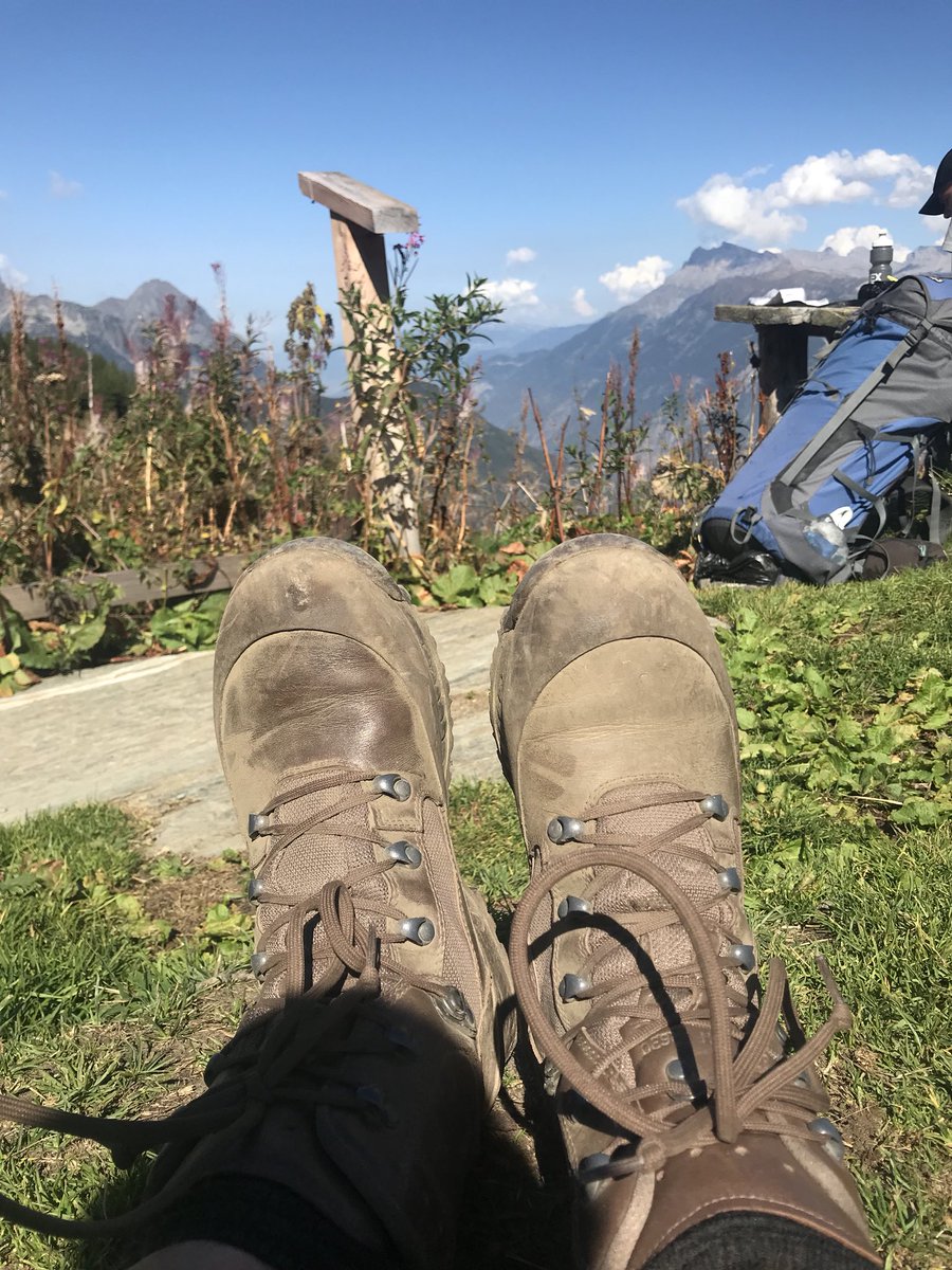 idonno07's tweet photo. Final day of @insuretrek18 and these boots have looked after me well. 4/5 more tough hours after this and weβre done!! Little higher and then the final descent. #itsbeenamazing https://t.co/zmAn0aPQnm