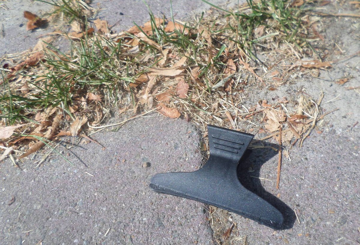 Dag1tje's tweet photo. lke @Dag1tje
is dit vandaag
mijn #zwerfie
-steentje.
#Paraaf
#ScheeltEenHaartje https://t.co/4Am0b9TDPr
