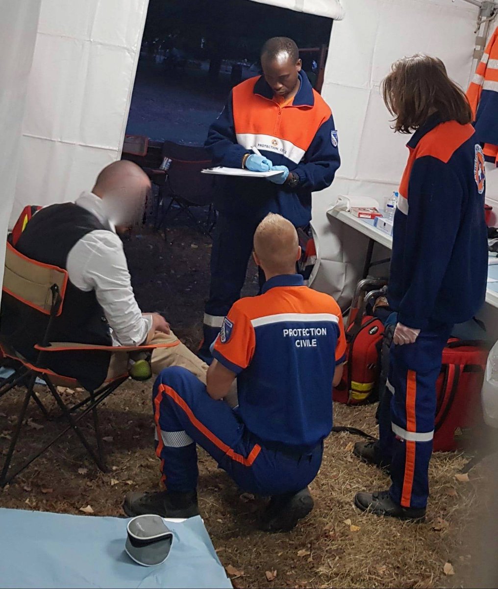 ADPC_91's tweet photo. Retour aux activités après les "vacances", 30 bénévoles en action ce week-end sur des activités très diverses! Formations, communication, dispositifs prévisionnels de secours.. La rentrée s'annonce chargée! 💪 #ADPC91 #ProtecEssonne https://t.co/RpyDC18OHV