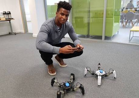 Meet 26year old Nigerian, Silas Adekunle who is currently the highest paid Robotics Engineer in the world. The kinda News i look forward to every morning!! 💪🏾👏🏾🙌🏾🙏🏿