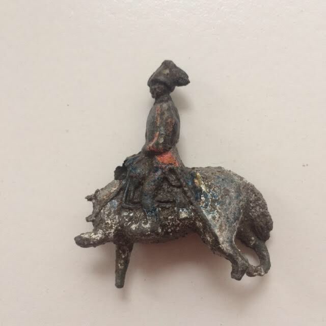 summerstown182's tweet photo. Found recently in the back garden of the house where Britain’s youngest #WW1 soldier Sidney Lewis grew up - more about Sid on Sunday’s GREATEST TOOTING TOUR IN HISTORY PART 2 exclusively for #TOOTOPIA #GTTIH2 2pm from #TootingBroadway #SPUD182 https://t.co/koFcKc5glc