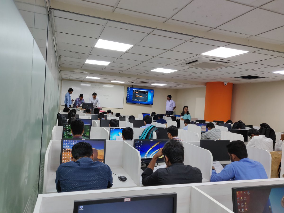 mycoursecube's tweet photo. #On #Campus #Placements #Drive by #Nichi In is being conducted at #CourseCube's BTM campus. Interview Rounds conducted would be Written Technical Rounds, HR Interview followed by Technical Interview. Good luck and tons of best wishes to everyone! https://t.co/rVuLdkC1zO