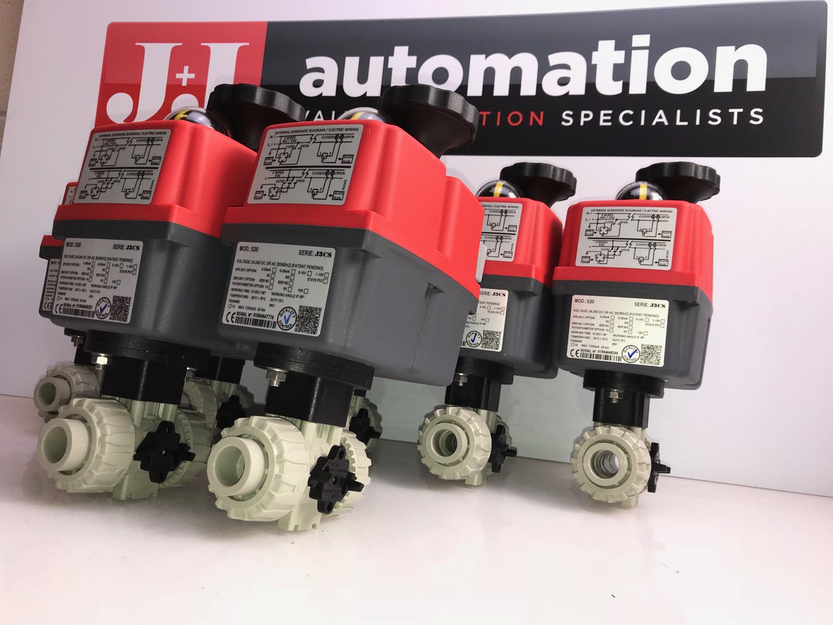 Polypropylene fusion socket ball valves fitted to our multi-voltage J+J S20 electric actuators #polypropylene #ballvalves #electric #actuatedballvalves #multivoltage