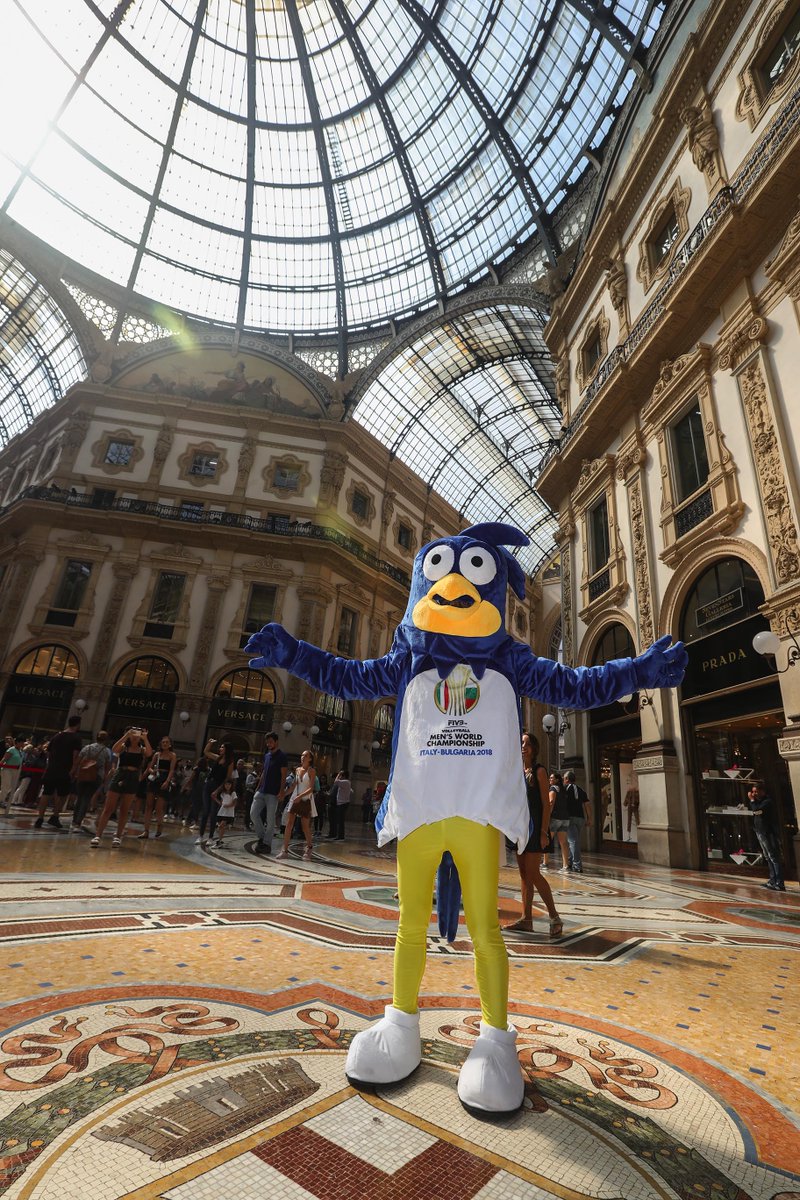 MilanoVolley18's tweet photo. #VolleyMondiali18 Tra poche ore i Mondiali sbarcano a #Milano! Gli ultimi biglietti disponibili saranno in vendita da oggi alle 12 SOLO alle biglietterie del @MediolanumForum #VolleyballWChs https://t.co/KBFRHDrurE