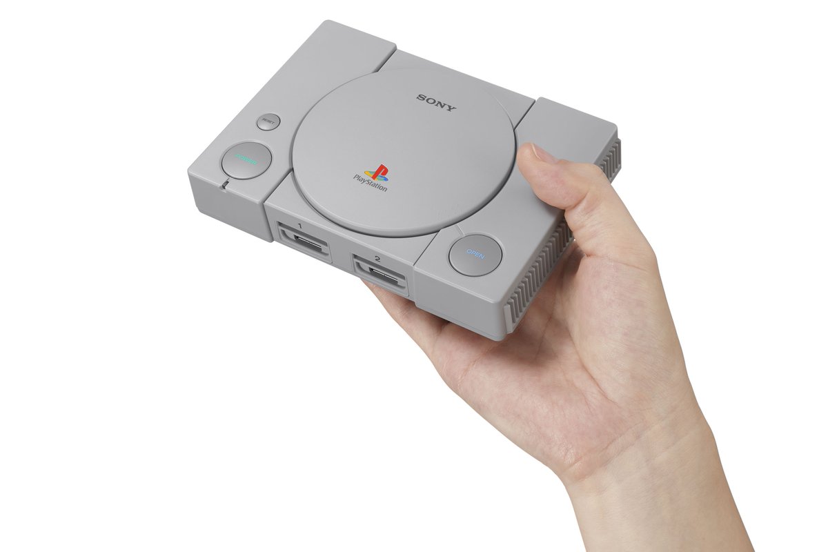 eurogamer's tweet image. Continuing in the grand old tradition of PlayStation copying everything Nintendo does... here's the PlayStation Classic 
eurogamer.net/articles/2018-…