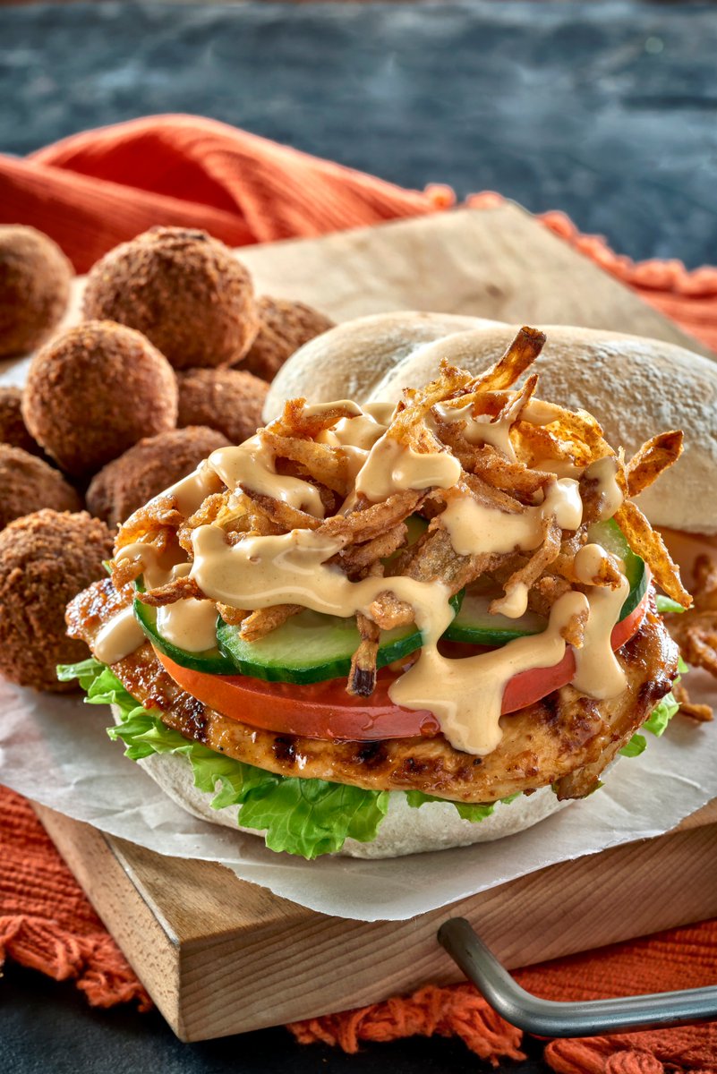 iZiChicken1's tweet photo. #WozaWednesday Buy 1 Get 1 FREE iZiChicken Cheddamelt Mushroom Burger only R54! The Buzz Centre, Fourways https://t.co/B7HgrwYKkD #localisMjojo https://t.co/dvRXFMnUuT