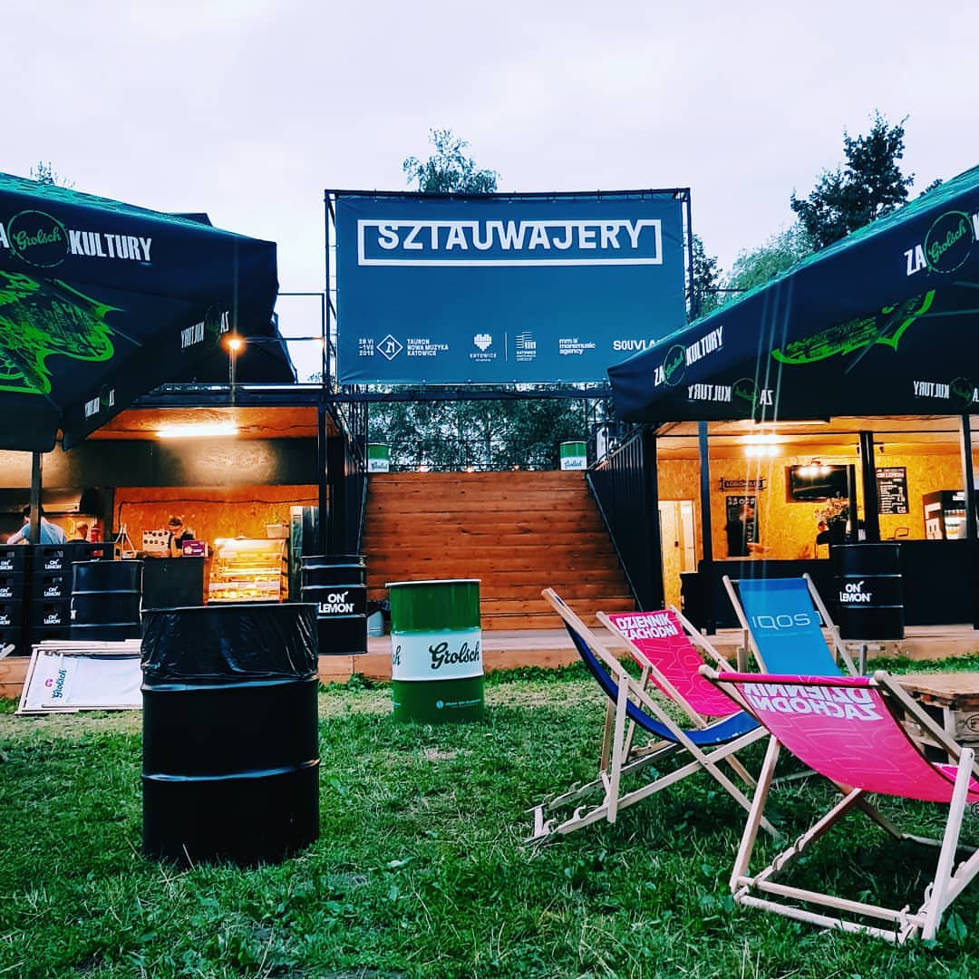 midyPL's tweet image. Pop-up bar at park called Sztauwajery in #Katowice @Makowski_Jaro