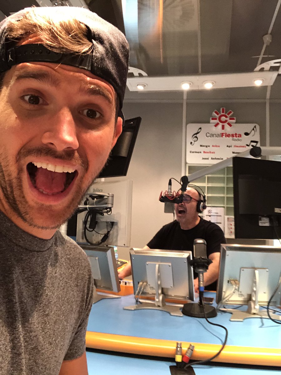 Como echaba esto de menos 🙊 <a href="/ertrivi69/">Manuel Triviño</a> #AndaLevantaX19