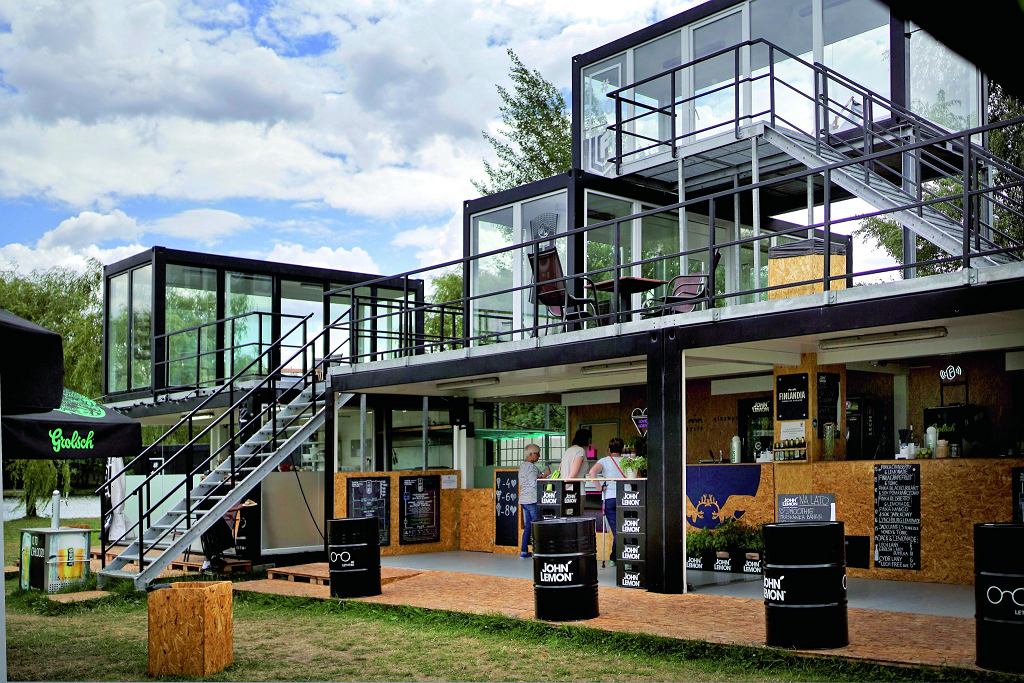 midyPL's tweet image. Pop-up bar at park called Sztauwajery in #Katowice @Makowski_Jaro