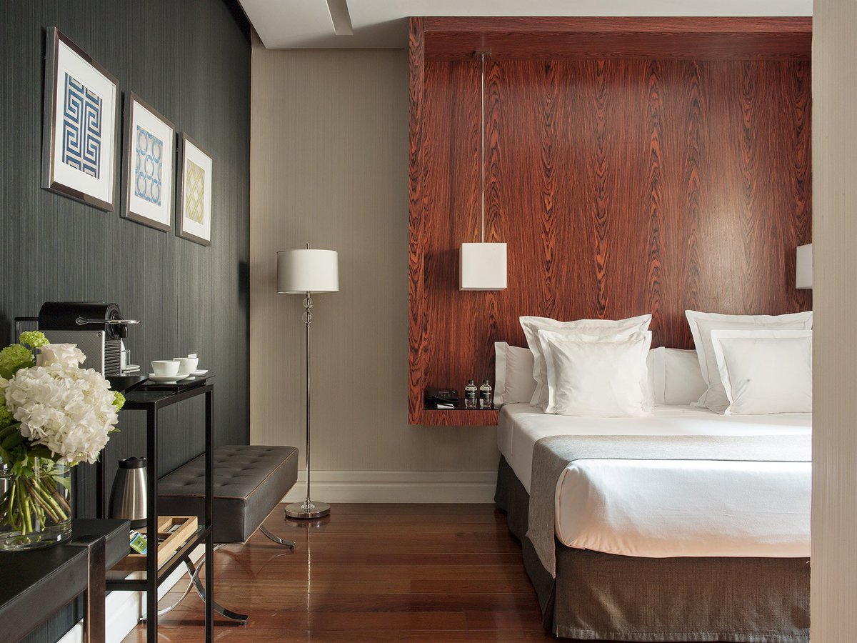 It's been said about <a href="/HotelUnico/">Hotel Único Madrid</a> "Housed in an elegant 19th-century building, it is all about good design and great service with no daft gimmicks"

Read more press articles here bit.ly/2D8wYeg
