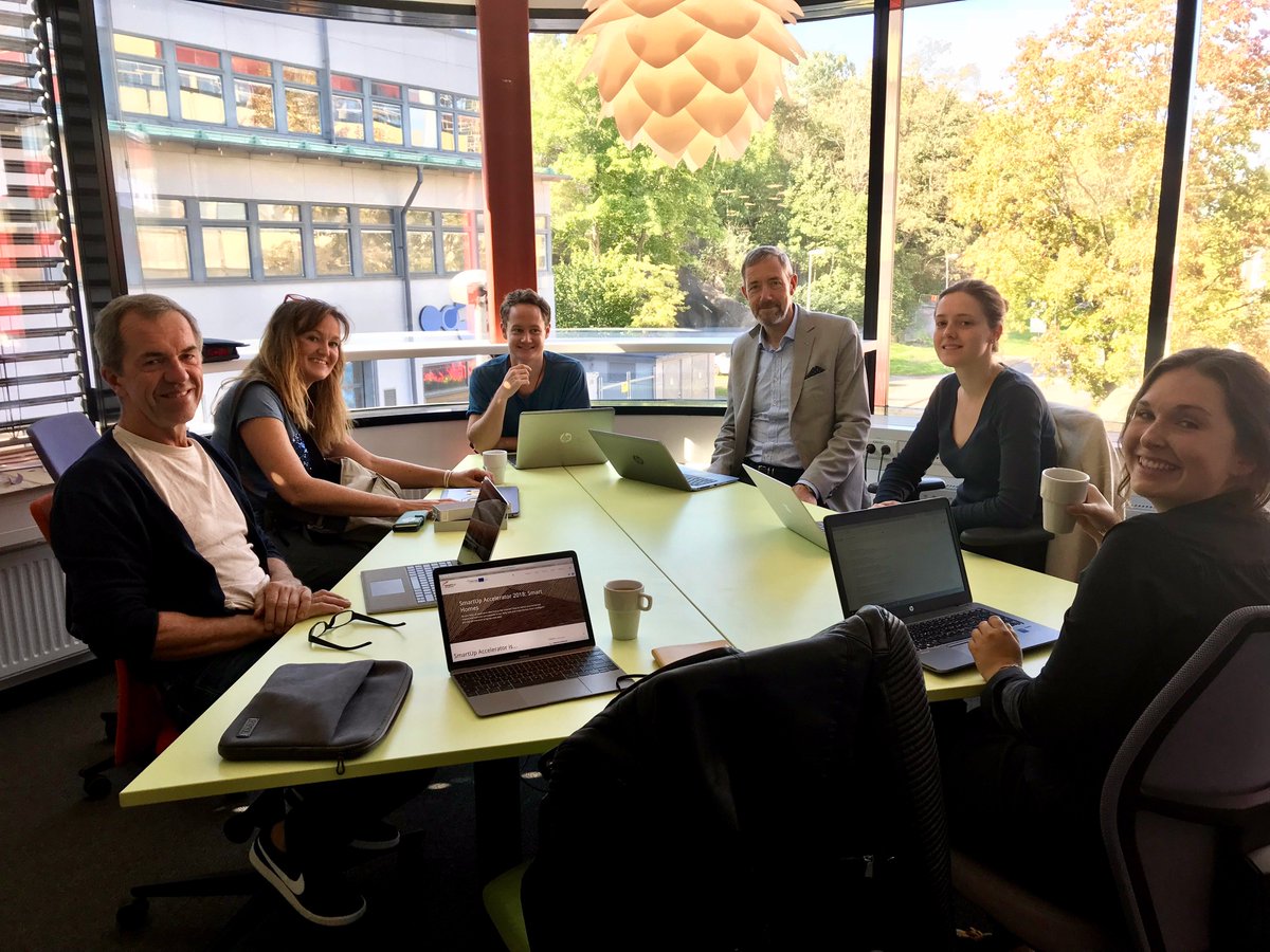 Alexanderson tweet media