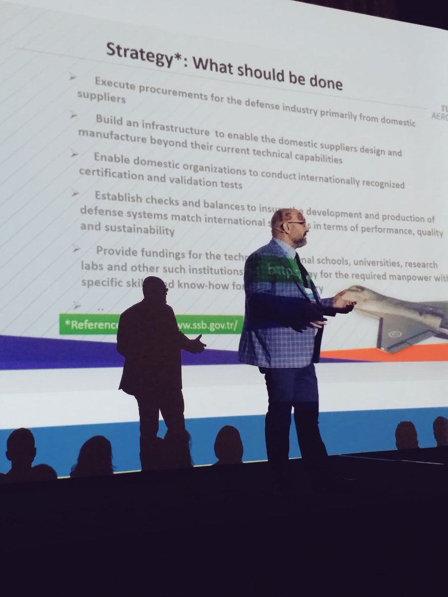 FIGES_'s tweet image. TUSAŞ yetkilisi Sayın Dr. #HamidAlperOral #DefenceTechnologies hakkındaki ufuk açıcı sunumuyla #MATLABEXPO sahnesinde! #MATLAB #FİGES #TUSAŞ @MATLAB @TUSAS_TR