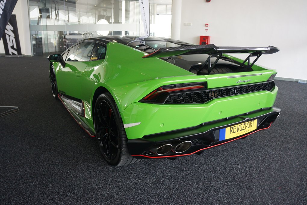 Lamborghini aventador vorsteiner. ламборгини авентадор со спойлером. Lamborghini huracan performance спойлер. Lamborghini aventador со спойлером. ламборгини спойлером.