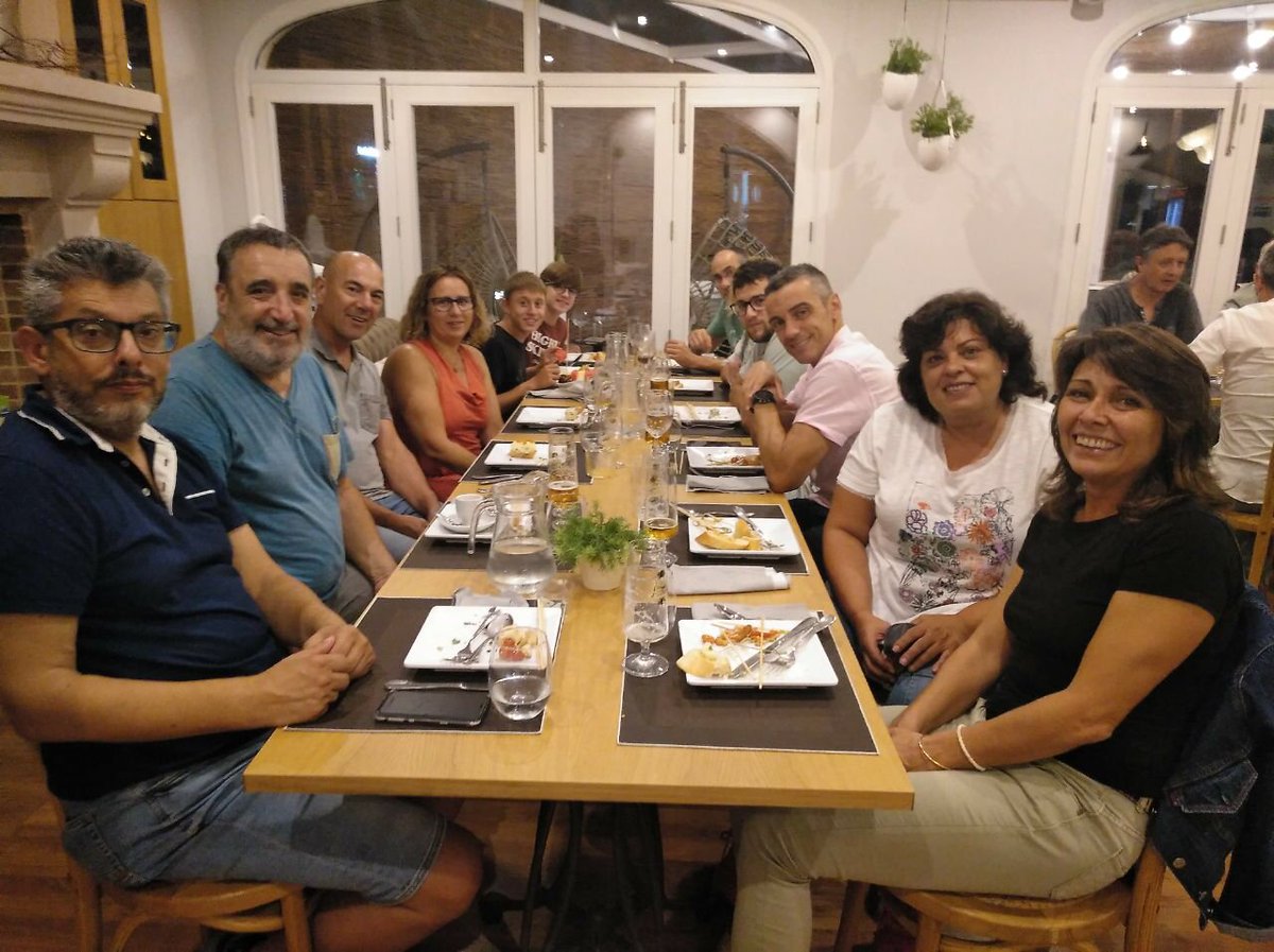 Viking859's tweet photo. Nuestros/as voluntaríos/as son lo mejor, por eso les hemos ofrecido la mejor gastronomía #MelassaRestaurant 
Gracias por hacer #Viking859 más GRANDE!!! https://t.co/WaxVxui7cL