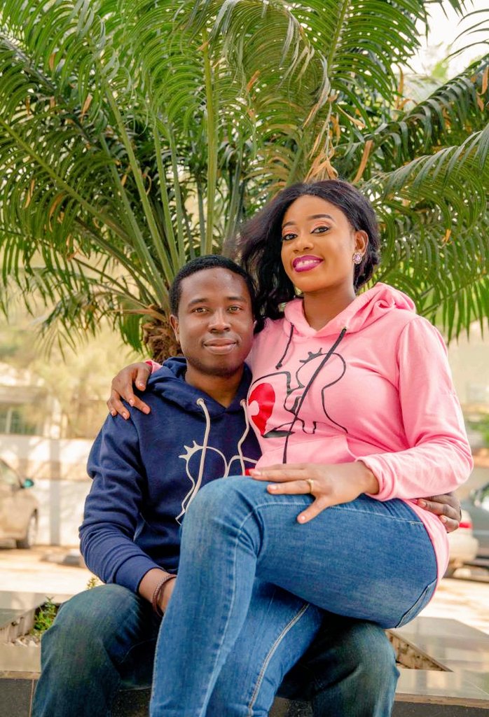 thepraaaashop's tweet photo. Custom made Couple Hoodies  for #sefunmi2018
🎨🎨🎨🎨🎨🎨🎨
__________________________

Color : Navy Blue, Baby Pink
__________________________
✂️✂️✂️✂️✂️✂️✂️✂️✂️
__________________________
Sizes: S M

#pe #praaaa #thepraaaashop #hoodies #bellanaija #preweddings https://t.co/Lercgwt1jK