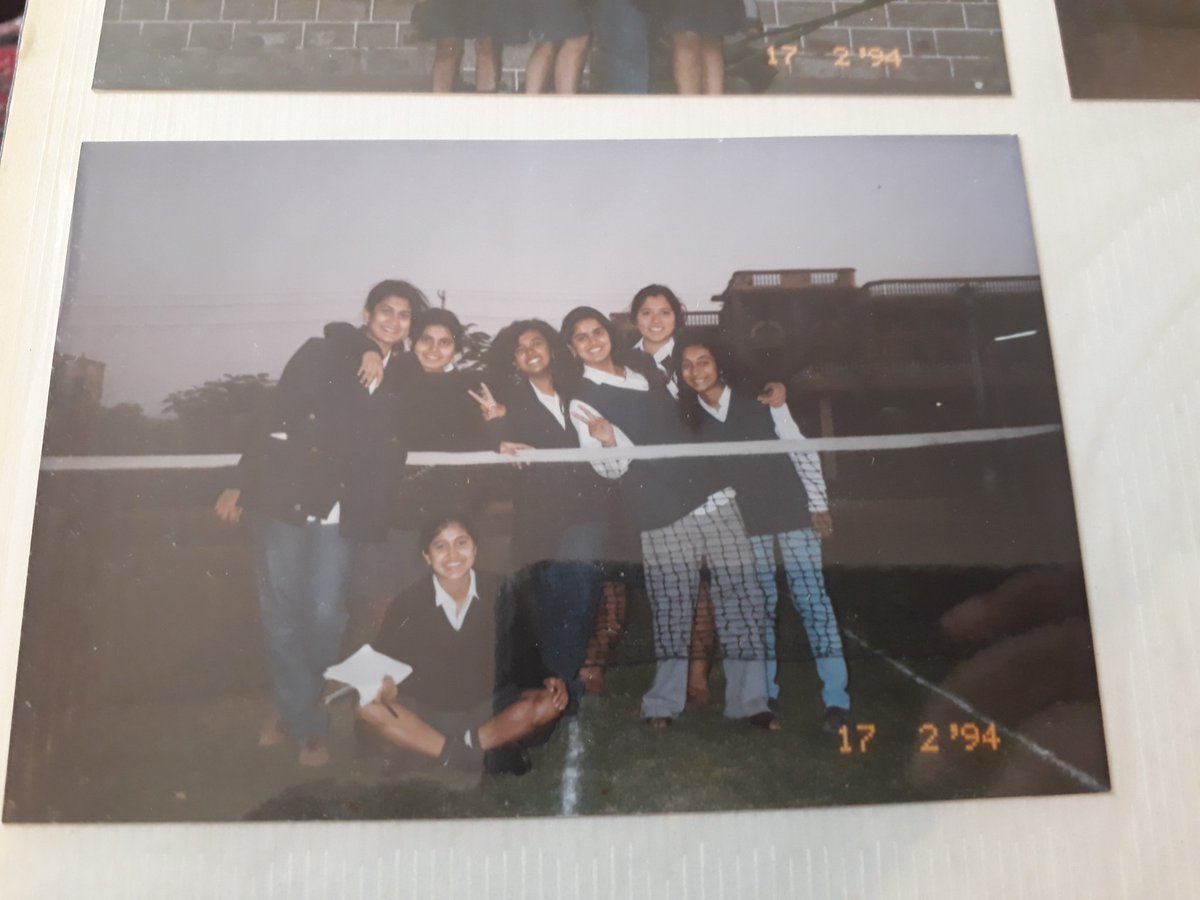 vinatidev's tweet photo. #30yearsofMCGS...hanging out some of us from first batch of 1994 ..where are your pics ? @Rajlakshmi_S https://t.co/9Ef39fUuHc