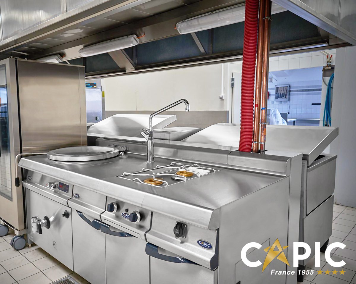 CAPIC_FR's tweet photo. Nouvelle réalisation dans un collège 👨🍳
Installé par l'entreprise ABCP Cuisine pro 🛠
#cuisine #college #fourneau #madeinfrance #grandecuisine #marmite #capic #sauteuse #restauration https://t.co/6WuSVgdnLg