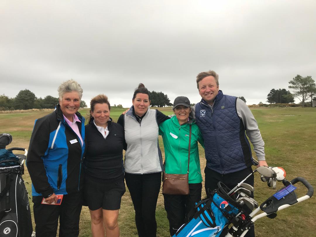 Devon_Golf's tweet image. Excellent finale to #Devons Women on Par programme yesterday at @TeignmouthGolfC. Everybody enjoyed the golf in blustery conditions followed by Prosecco and Canapés. Thanks to the club and volunteers for organising an excellent event @DevonGolf @EGWomensGolf @GetIntoGolf