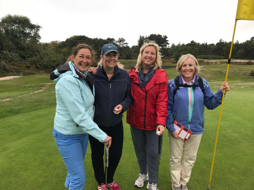 Devon_Golf's tweet image. Excellent finale to #Devons Women on Par programme yesterday at @TeignmouthGolfC. Everybody enjoyed the golf in blustery conditions followed by Prosecco and Canapés. Thanks to the club and volunteers for organising an excellent event @DevonGolf @EGWomensGolf @GetIntoGolf