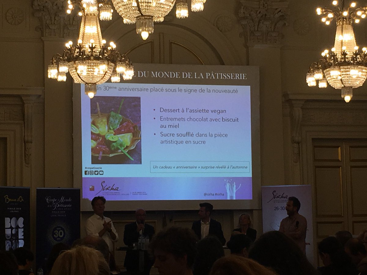 Le #vegan à l’honneur de la coupe du monde de la #patisserie #cmpatisserie ! Avec <a href="/bymichalak/">Christophe Michalak</a> et <a href="/pierremarcolini/">Maison Pierre Marcolini</a> #sirha