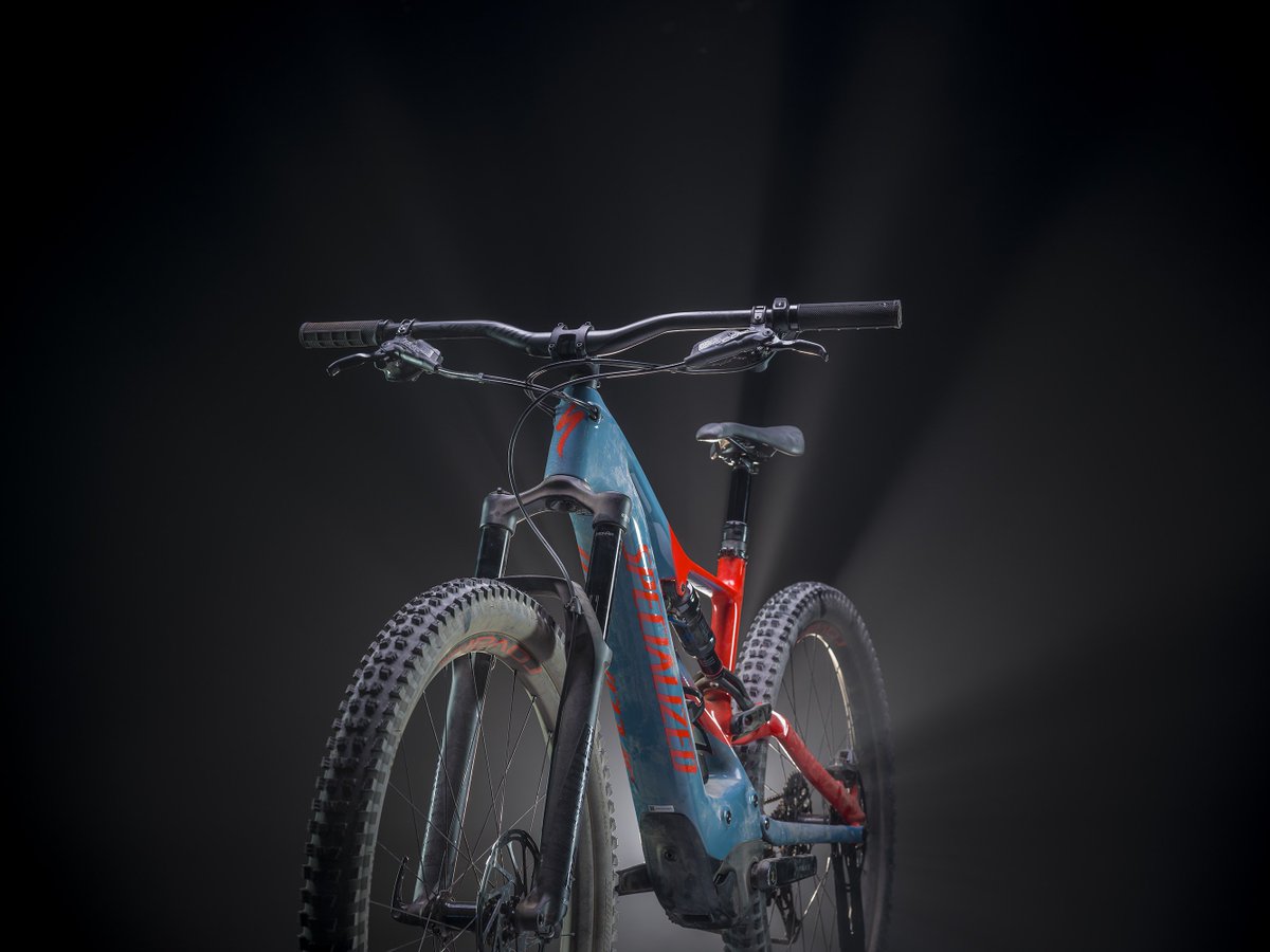 evans cycles specialized