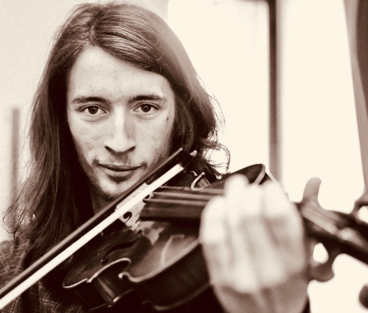 SCMTMusic's tweet image. NEW MUSIC TEACHER. This is River, a brilliant violinist covering the Guildford area and offering home visits! You can read his profile on our tutor pages...

cassam.co.uk/our-tutors/