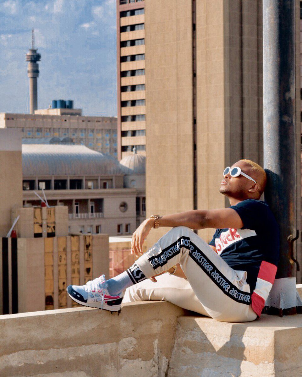 MrCashtime's tweet photo. I don’t sell music I sell ENERGY, I’m the new SASOL. 

New single on the way‼️ @ASICS_ZA https://t.co/k5YvCvCBtj