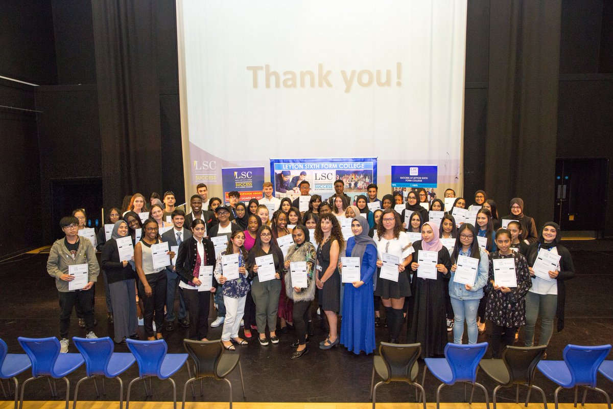Leyton6thForm's tweet photo. All our @QMUL Awards Ceremony photos can be found now on our Facebook page! https://t.co/1YvBNtad1v #SuccessatLSC https://t.co/jPuyjZK3J6